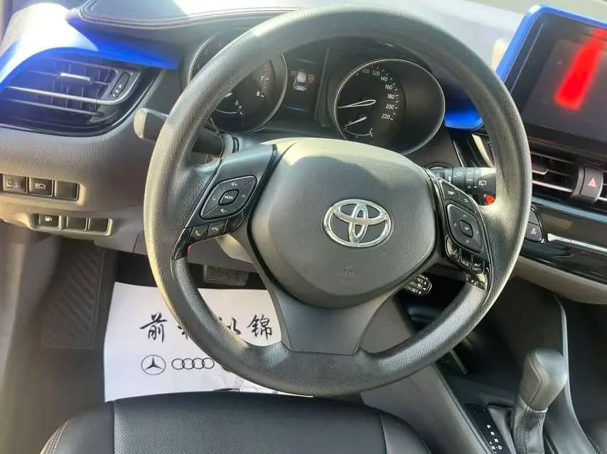 Toyota C-HR 2022 г. 100057 км. — фото 8