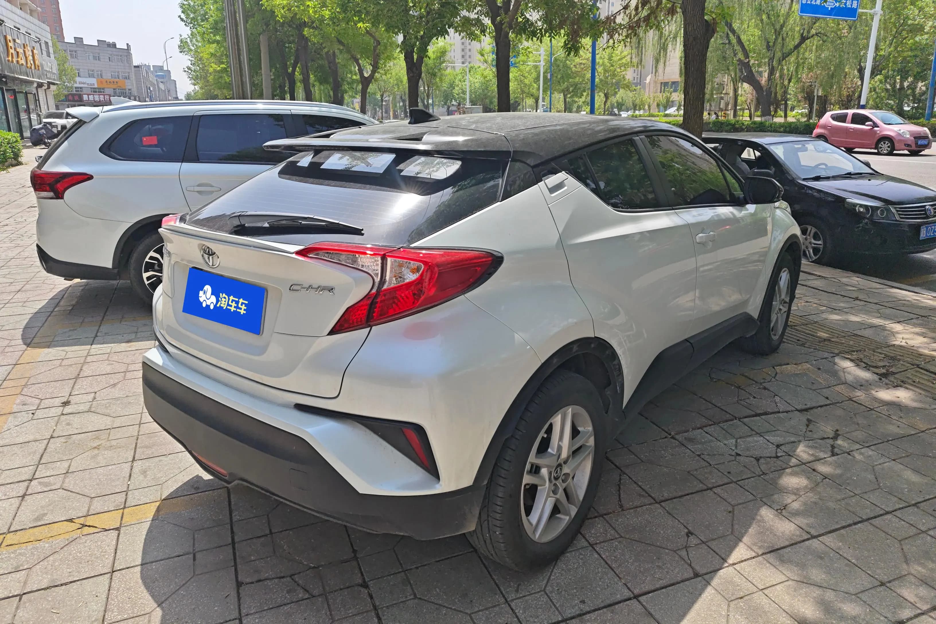 Toyota C-HR 2022 г. 33758 км. — фото 3