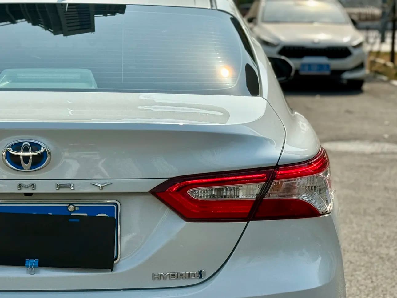 Toyota Camry 2023 г. 27021 км. — фото 12