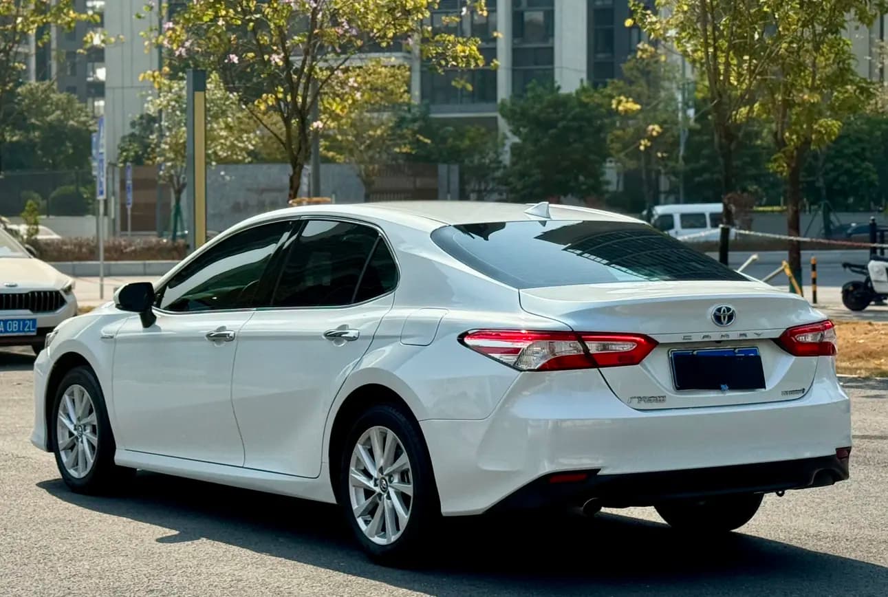 Toyota Camry 2023 г. 27021 км. — фото 5