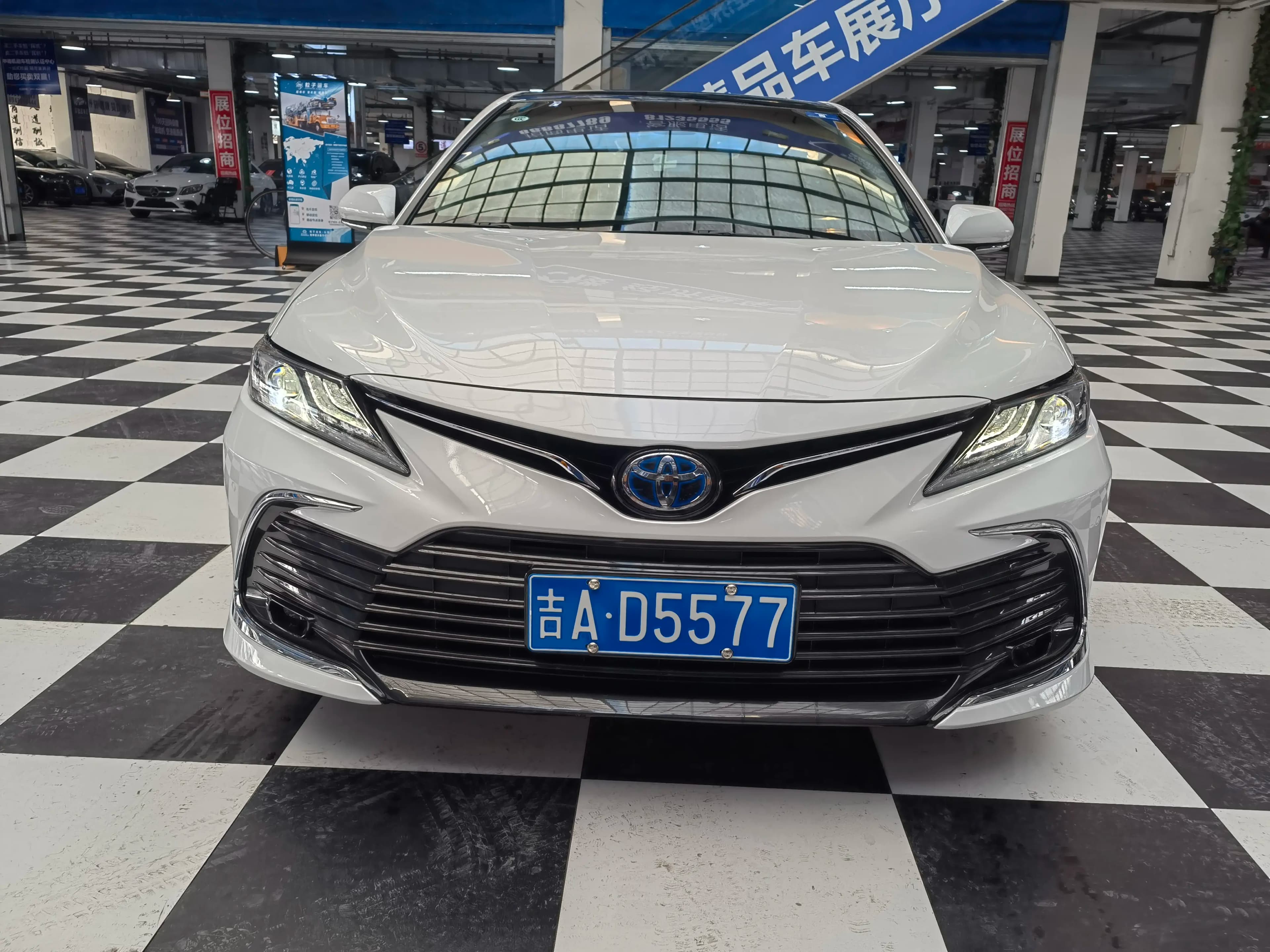 Toyota Camry 2022 г. 56025 км. — фото 2