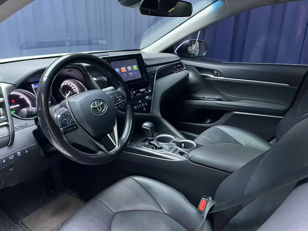 Toyota Camry 2023 г. 57026 км. — фото 5