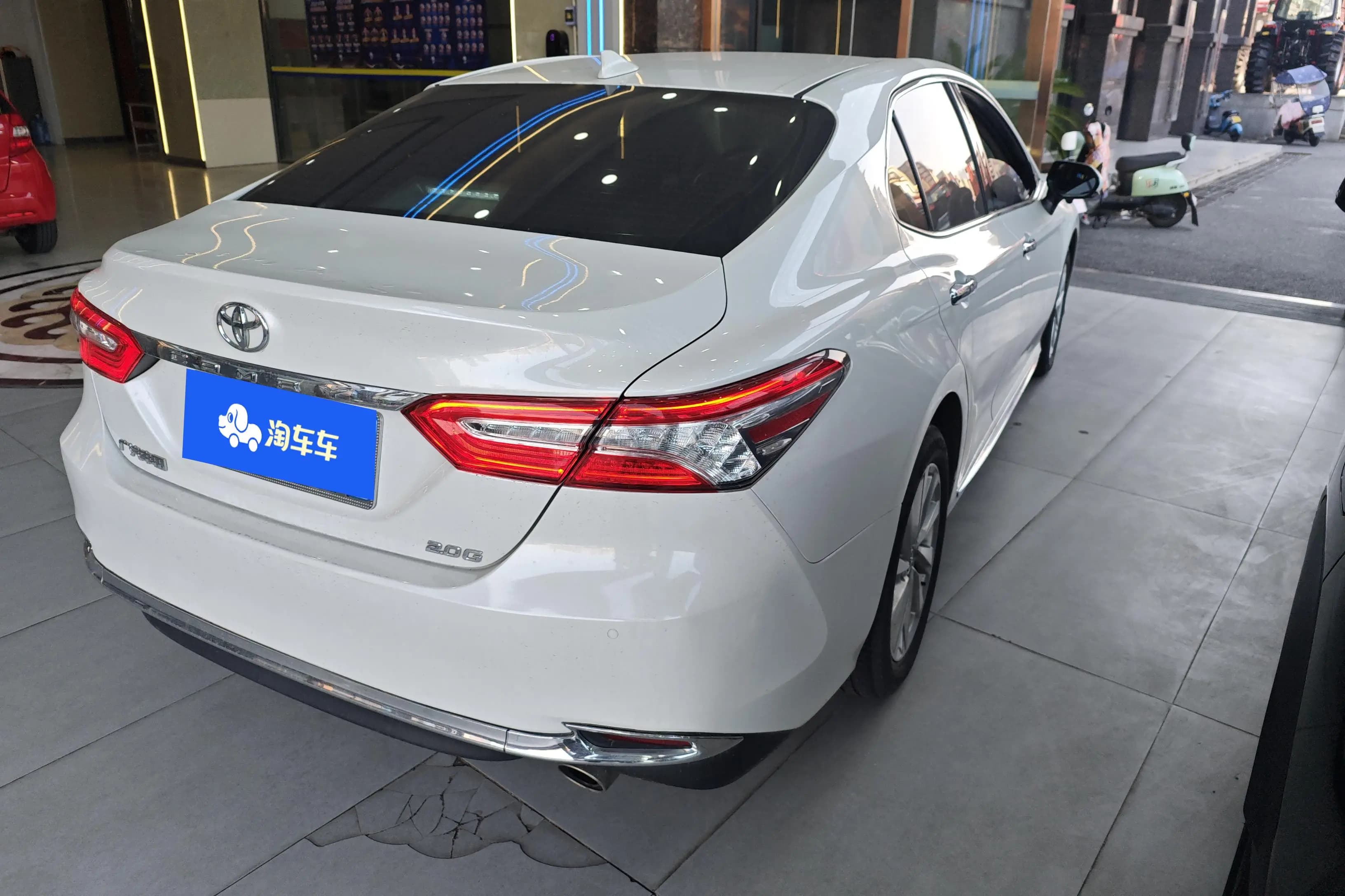 Toyota Camry 2023 г. 32228 км. — фото 3