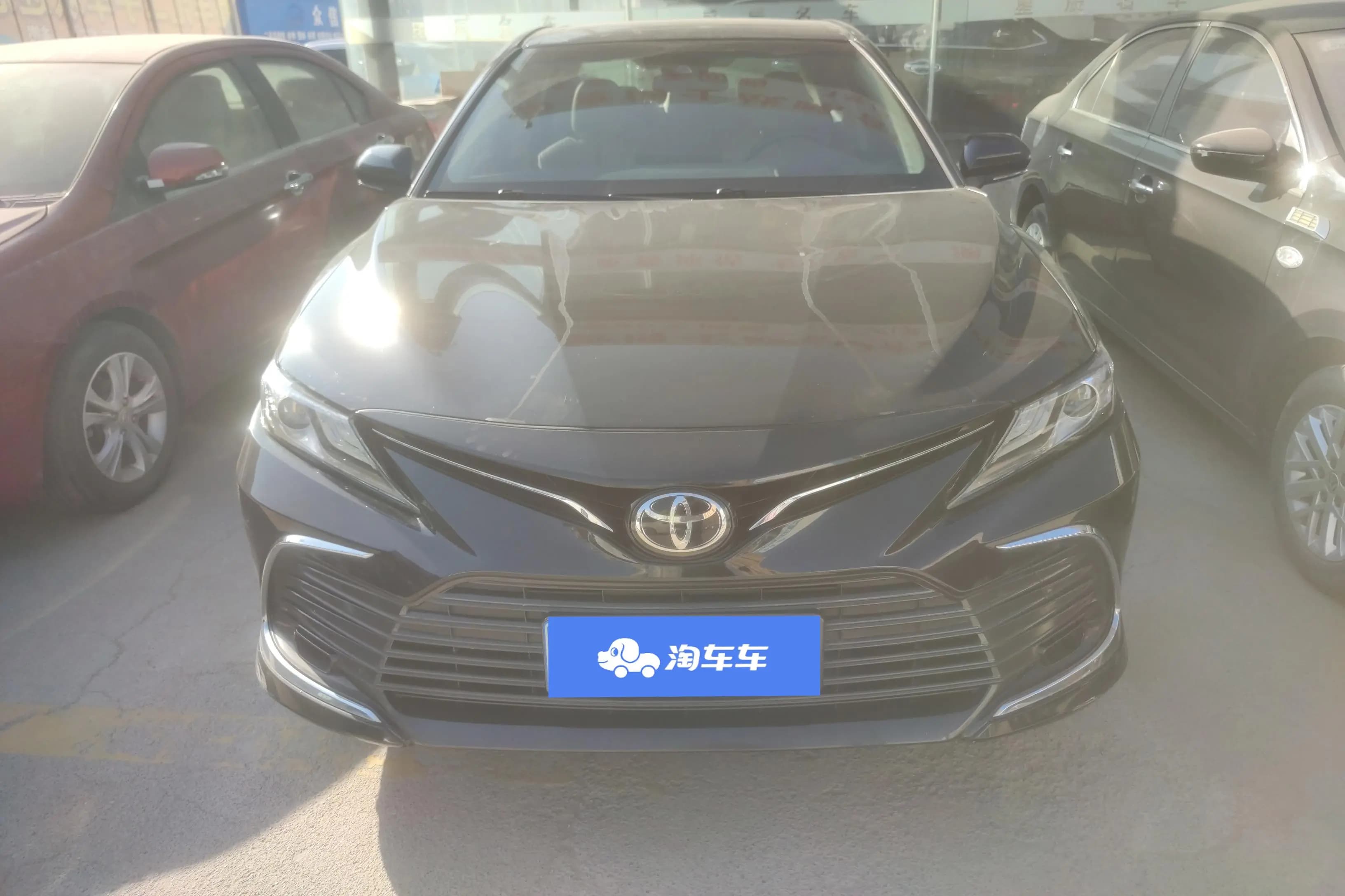 Toyota Camry 2022 г. 64429 км. — фото 2