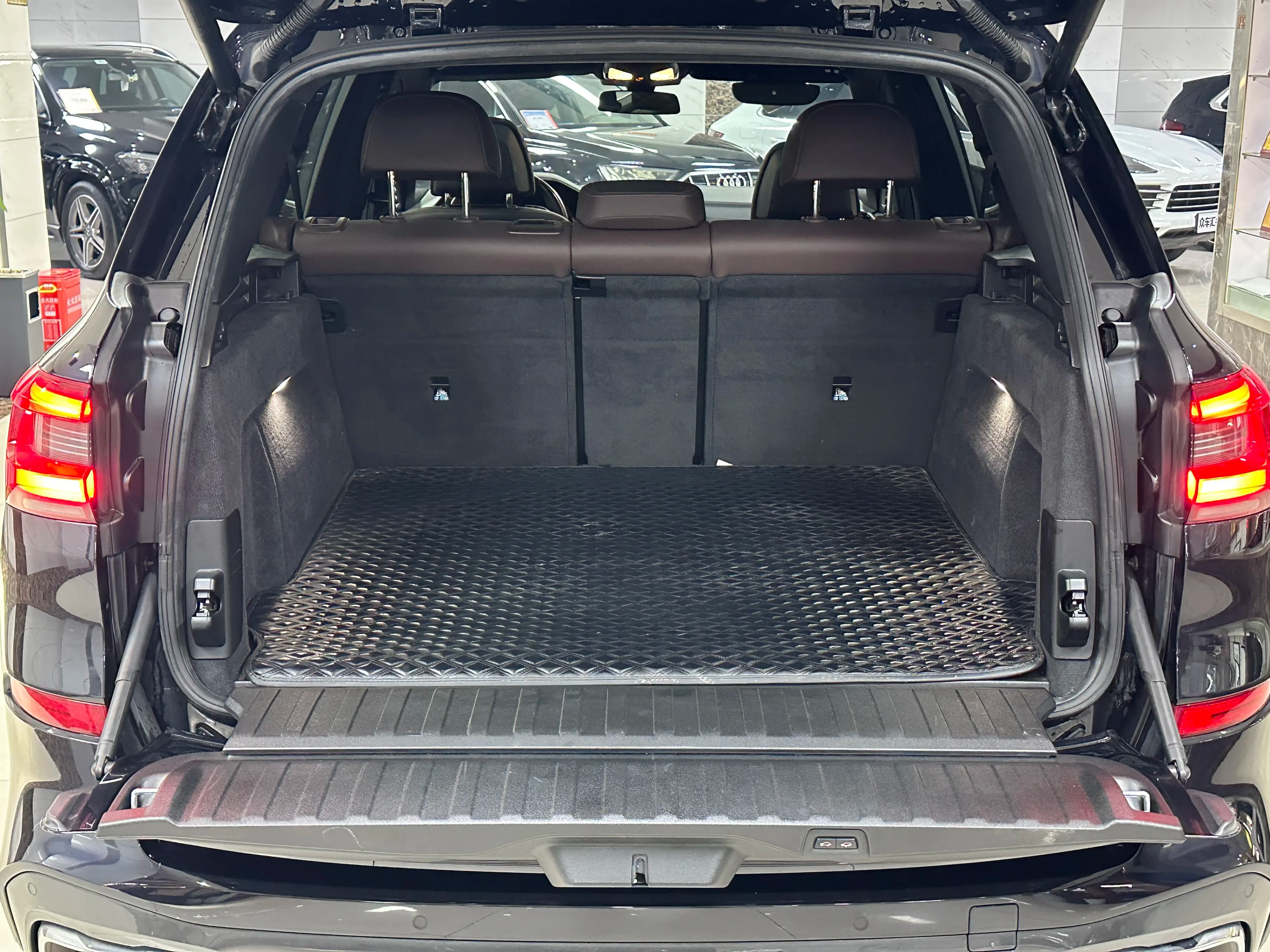 BMW X5 2022 г. 81795 км. — фото 19
