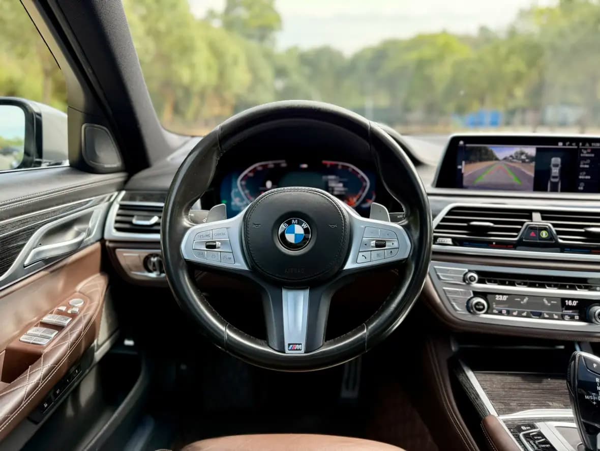 BMW 7 Series 2021 г. 91112 км. — фото 11