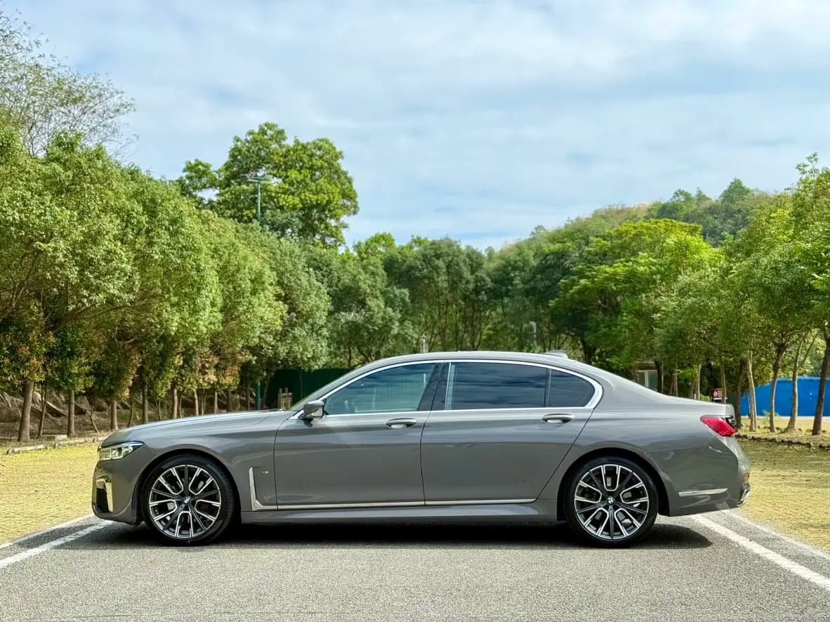 BMW 7 Series 2021 г. 91112 км. — фото 4
