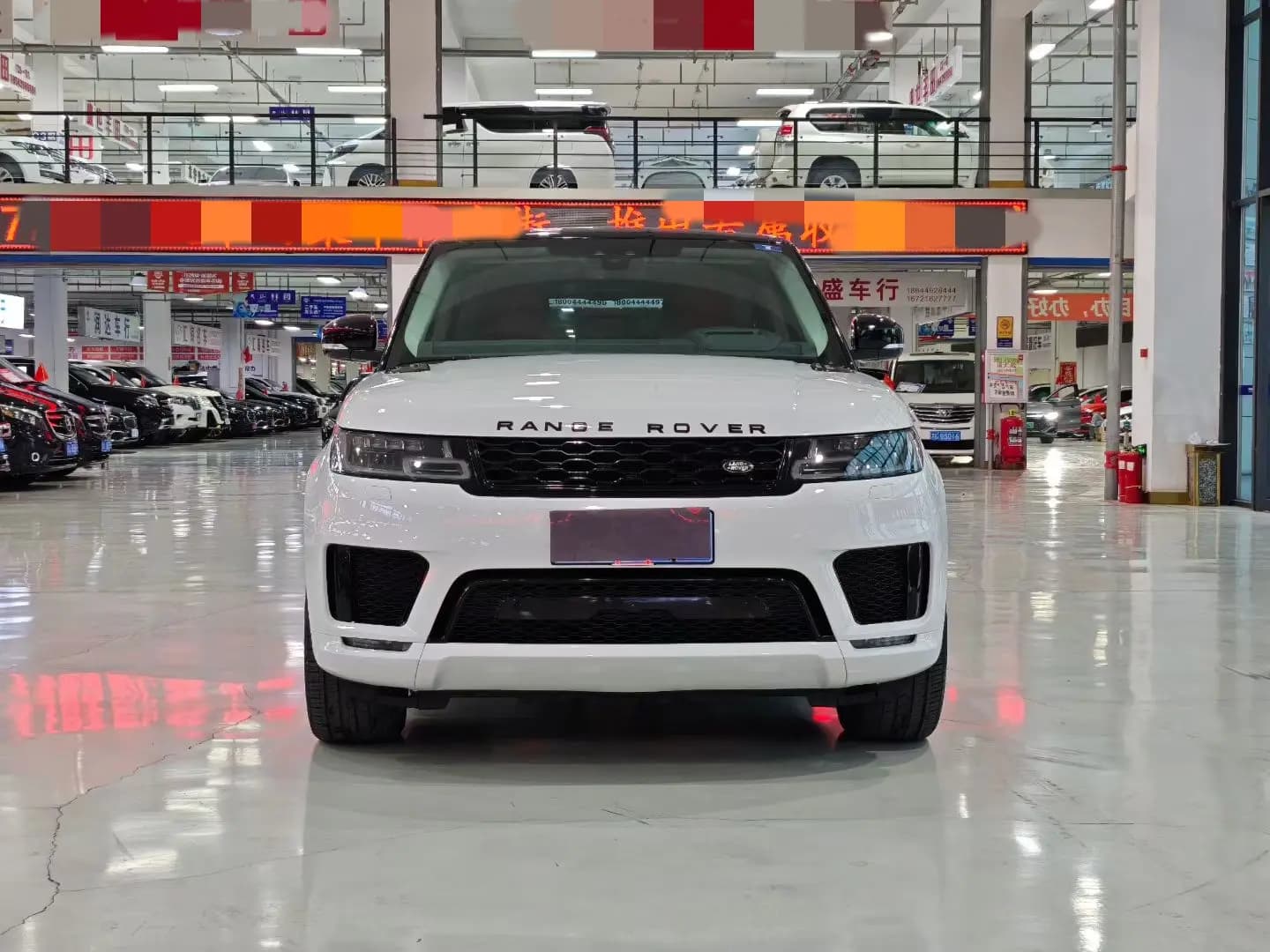 Land Rover Range Rover Sport 2021 г. 70000 км. — фото 2