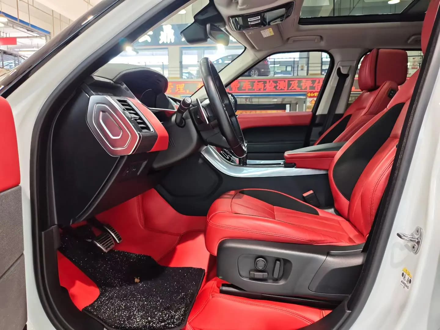 Land Rover Range Rover Sport 2021 г. 70000 км. — фото 8