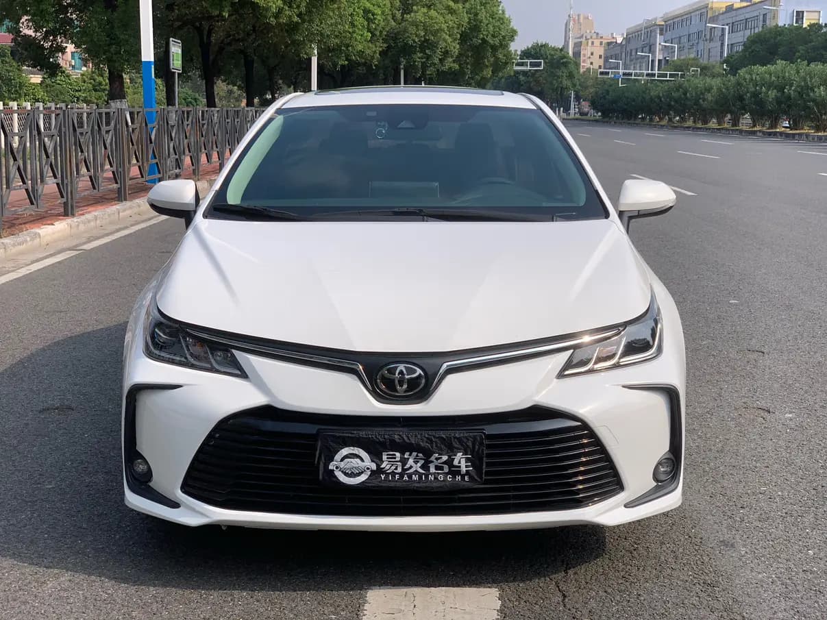 Toyota Corolla 2022 г. 46110 км. — фото 2