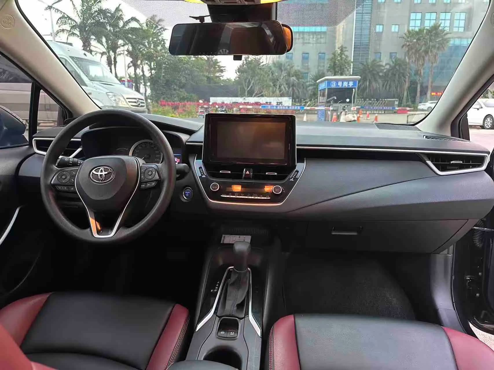 Toyota Corolla 2022 г. 46111 км. — фото 6