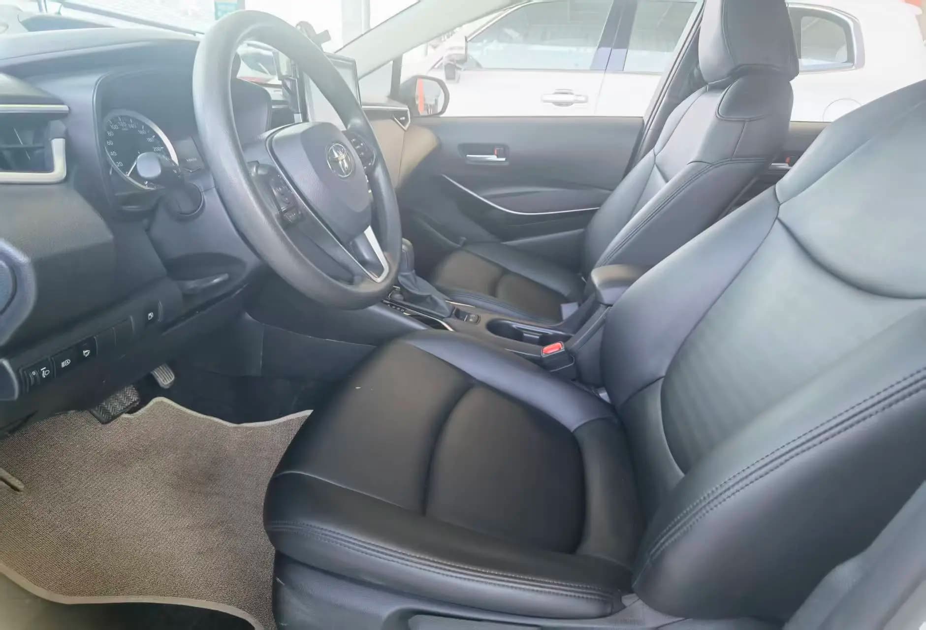 Toyota Corolla 2022 г. 70113 км. — фото 9
