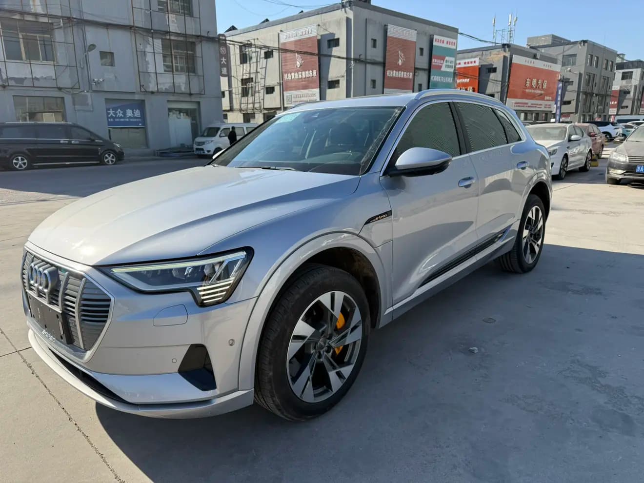 Audi e-tron 2021 г. 110044 км.