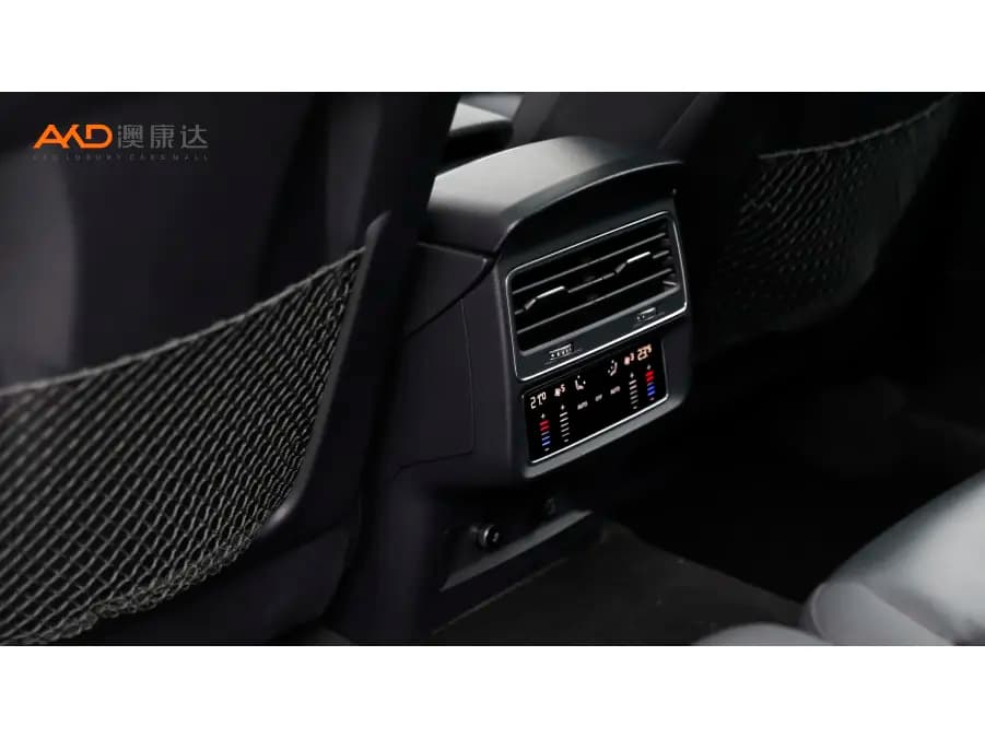 Audi Q7 2021 г. 93726 км. — фото 5