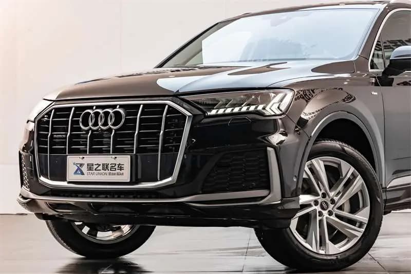 Audi Q7 2024 г. 30727 км. — фото 8