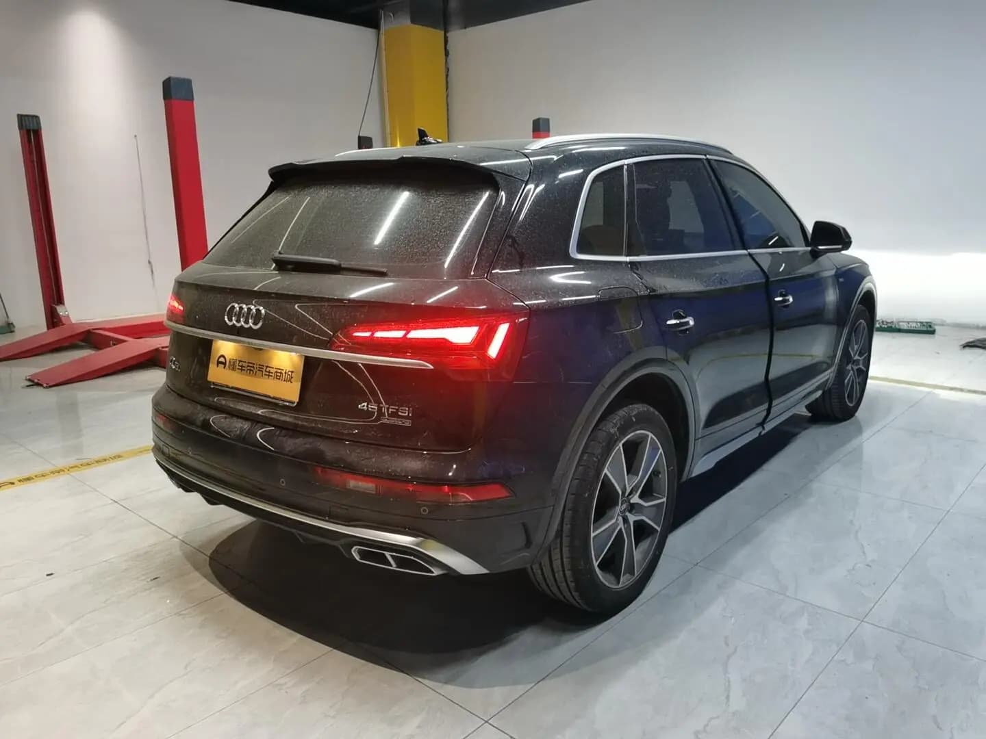 Audi Q5L 2021 г. 96215 км. — фото 6