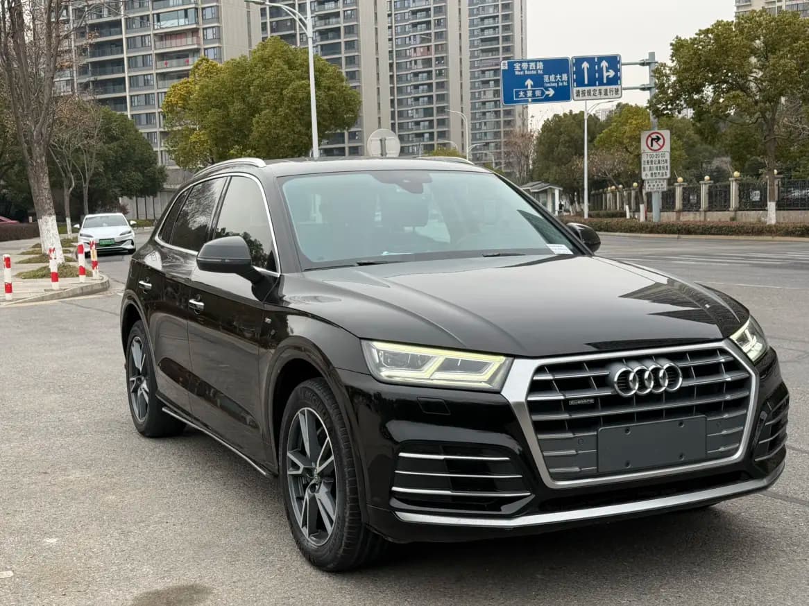 Audi Q5L 2021 г. 91016 км. — фото 3