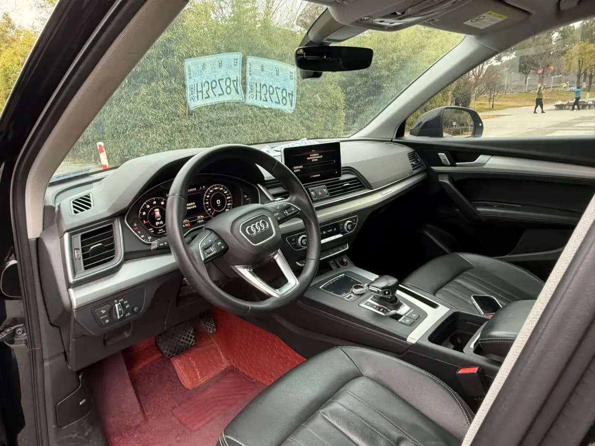 Audi Q5L 2021 г. 91016 км. — фото 9