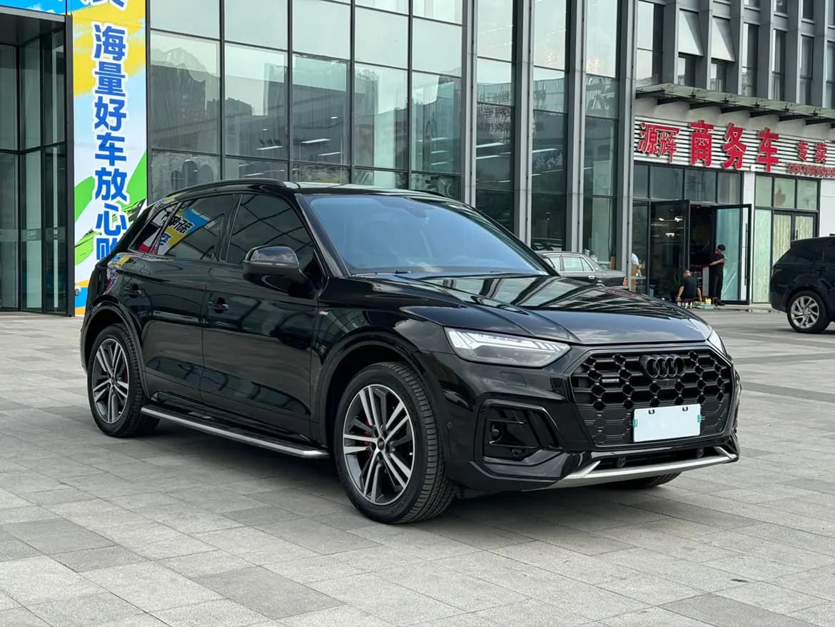 Audi Q5L 2022 г. 59030 км. — фото 3
