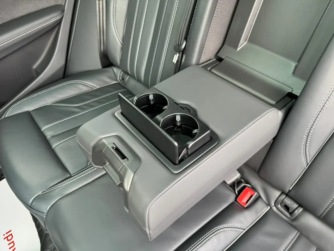Audi Q5L 2022 г. 59030 км. — фото 27