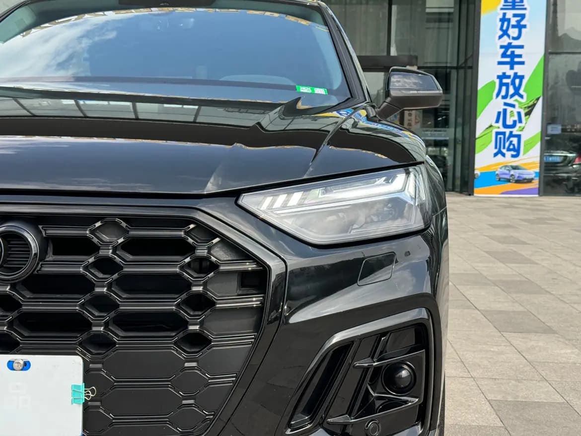 Audi Q5L 2022 г. 59030 км. — фото 9