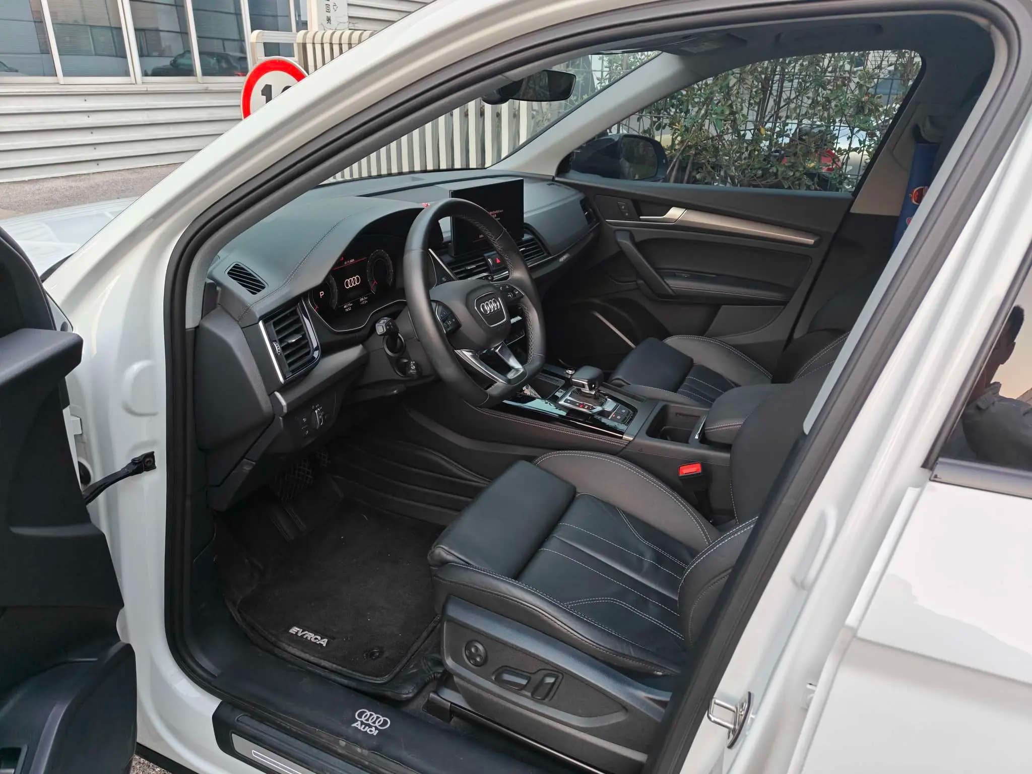 Audi Q5L 2022 г. 46031 км. — фото 14