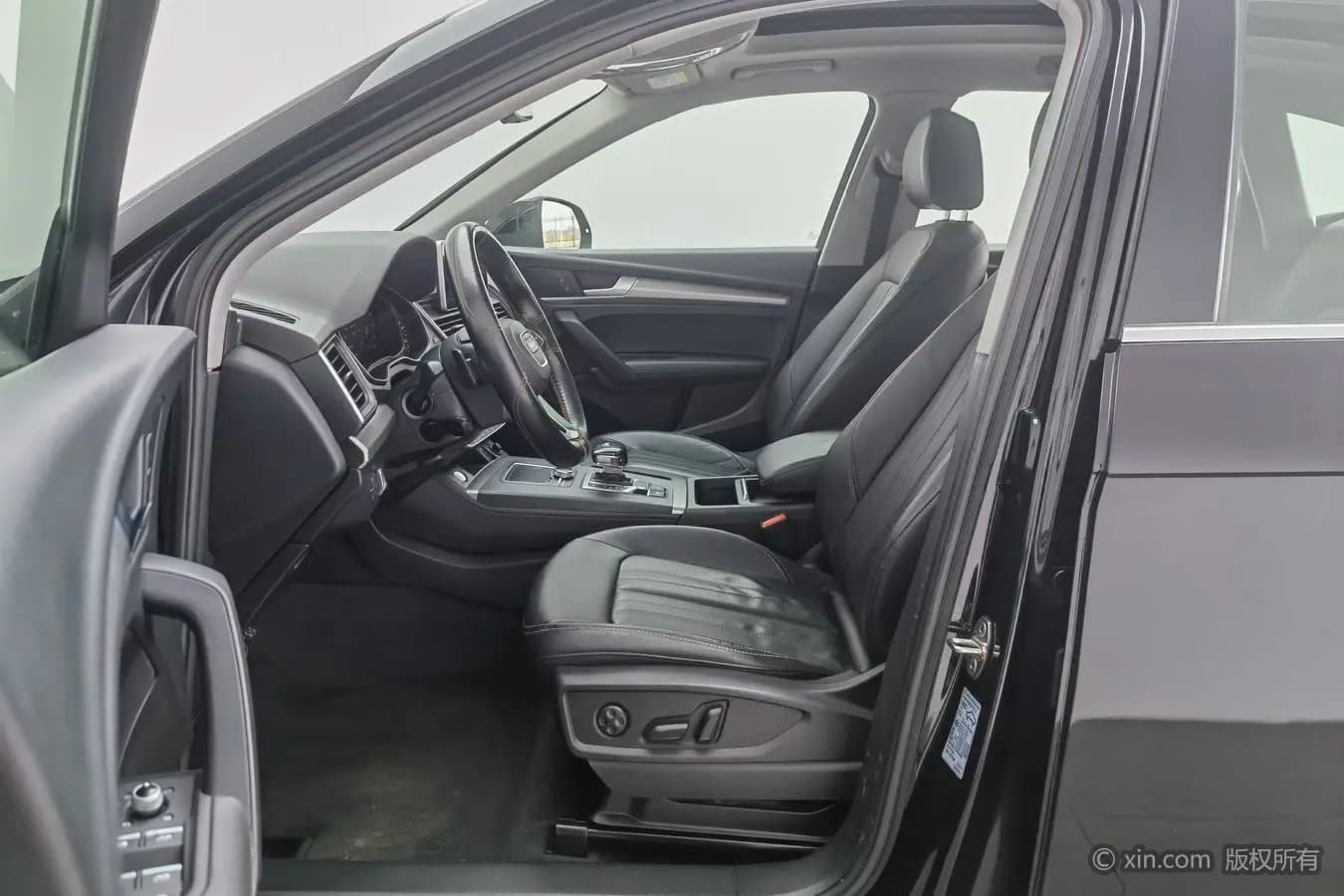 Audi Q5L 2021 г. 117033 км. — фото 17
