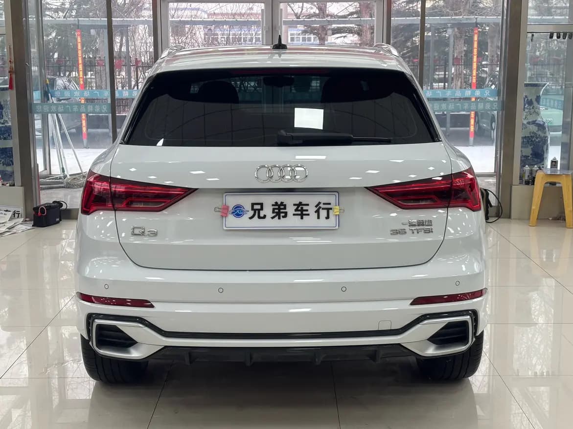 Audi Q3 2024 г. 16000 км. — фото 3