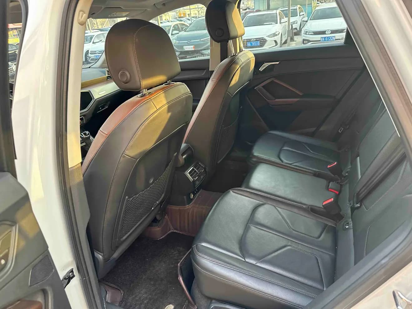 Audi Q3 2021 г. 42000 км. — фото 9