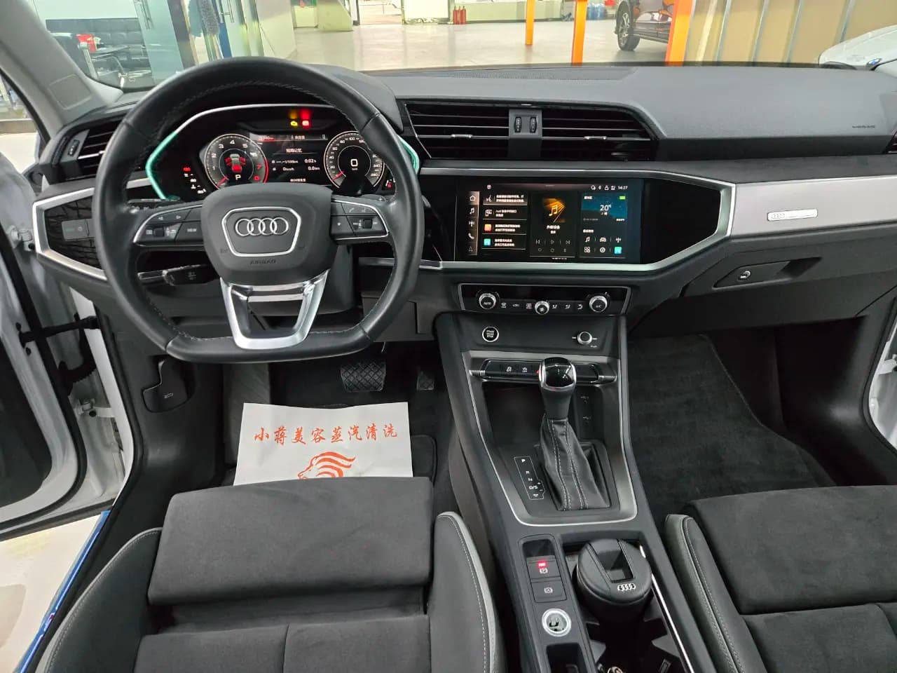 Audi Q3 2022 г. 21000 км. — фото 11