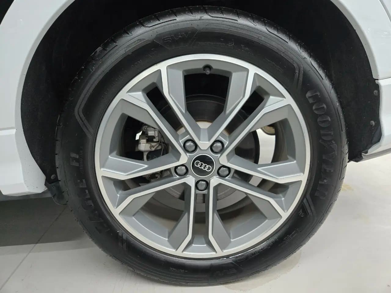 Audi Q3 2022 г. 21000 км. — фото 7