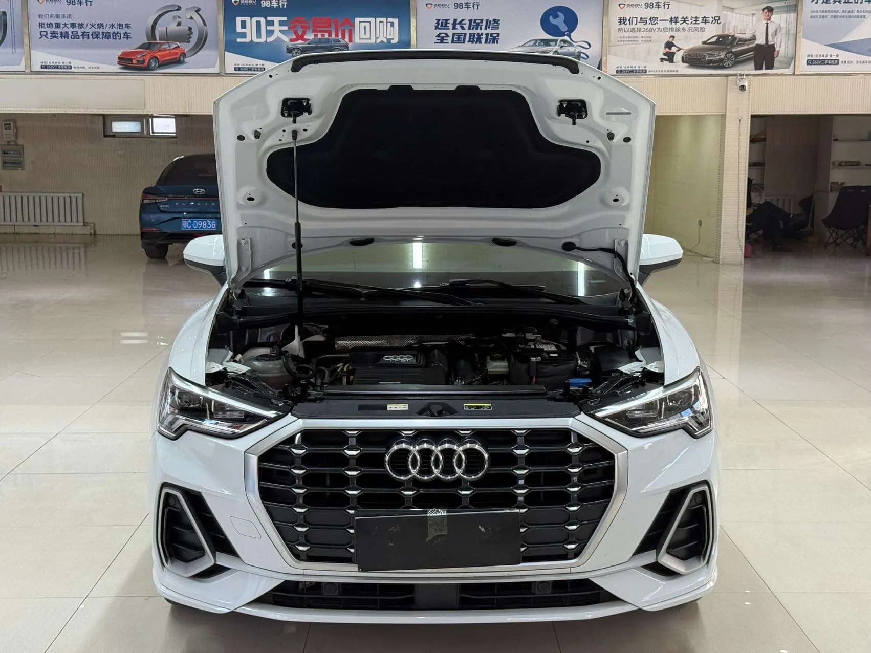 Audi Q3 2022 г. 37000 км. — фото 2