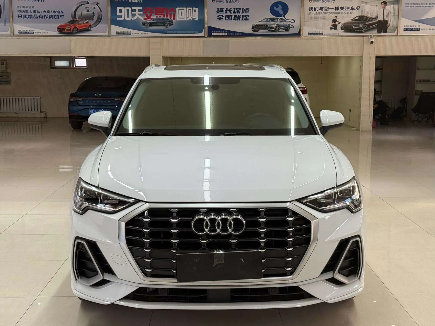 Audi Q3 2022 г. 37000 км. — фото 12