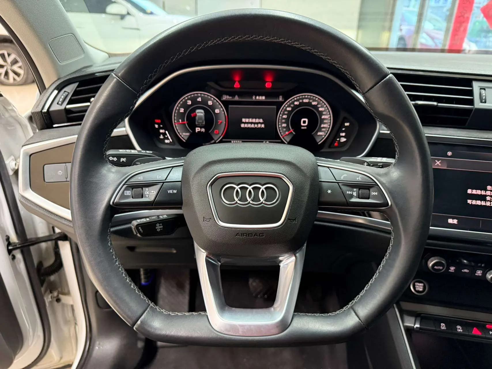 Audi Q3 2022 г. 37000 км. — фото 15