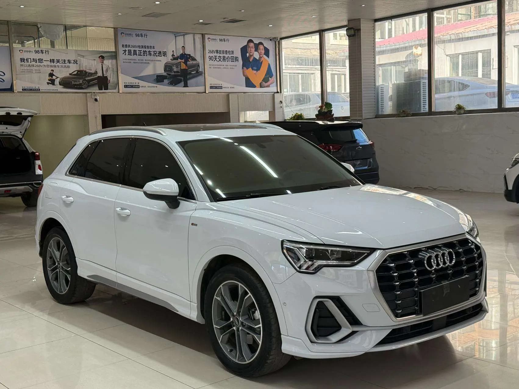 Audi Q3 2022 г. 37000 км. — фото 3