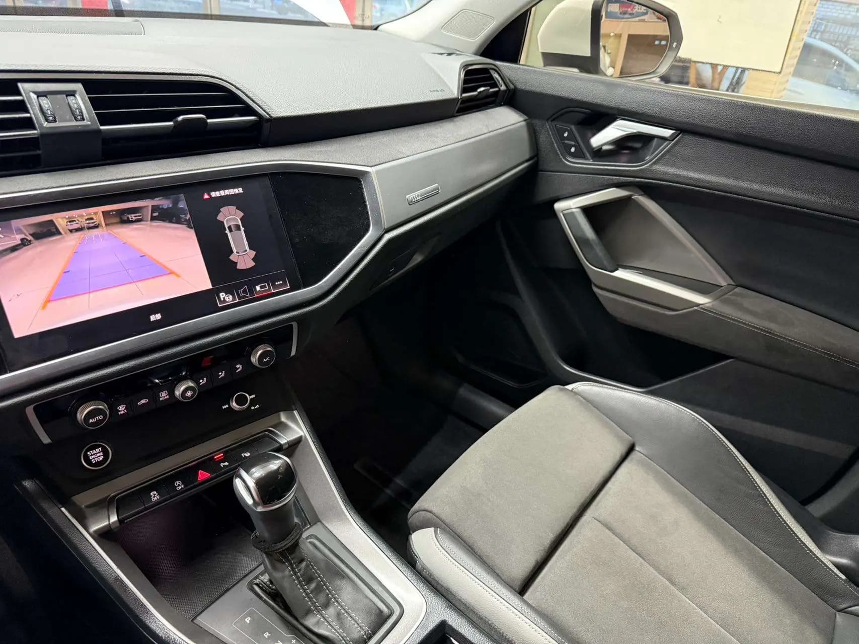 Audi Q3 2022 г. 54000 км. — фото 7