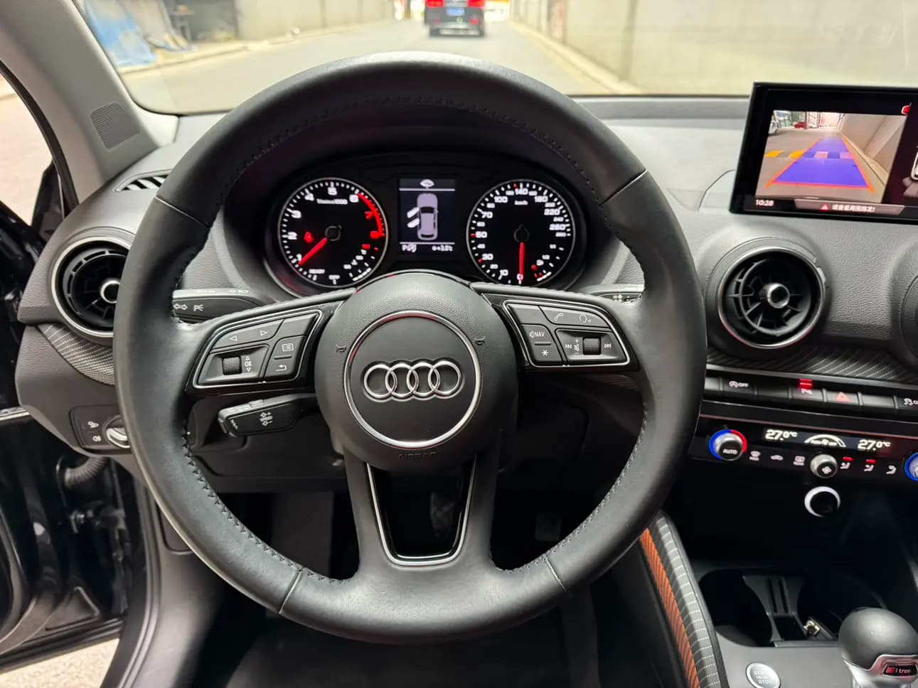 Audi Q2L 2021 г. 33542 км. — фото 15