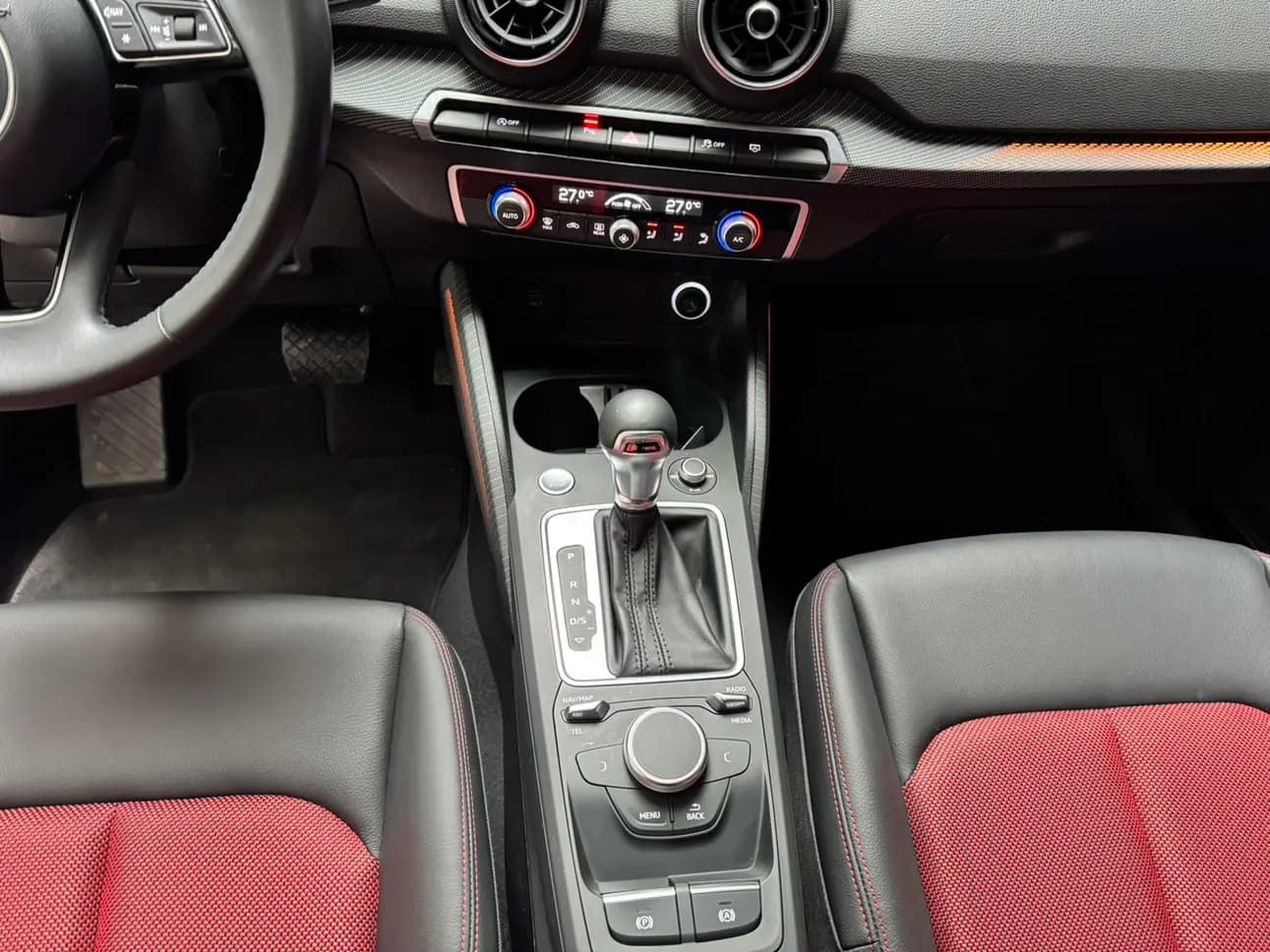 Audi Q2L 2021 г. 33542 км. — фото 16