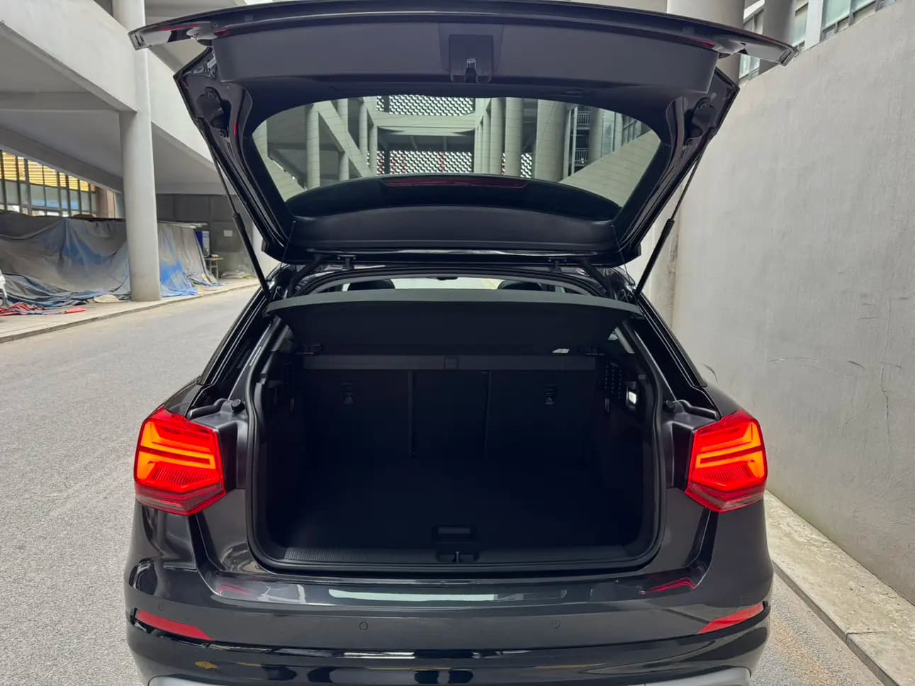 Audi Q2L 2021 г. 33542 км. — фото 24