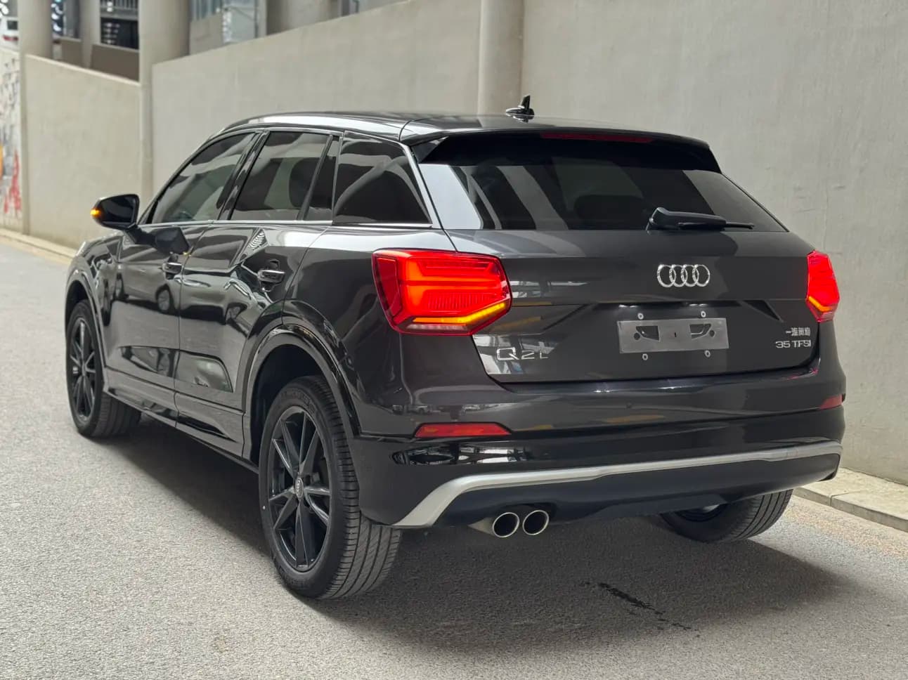 Audi Q2L 2021 г. 33542 км. — фото 4