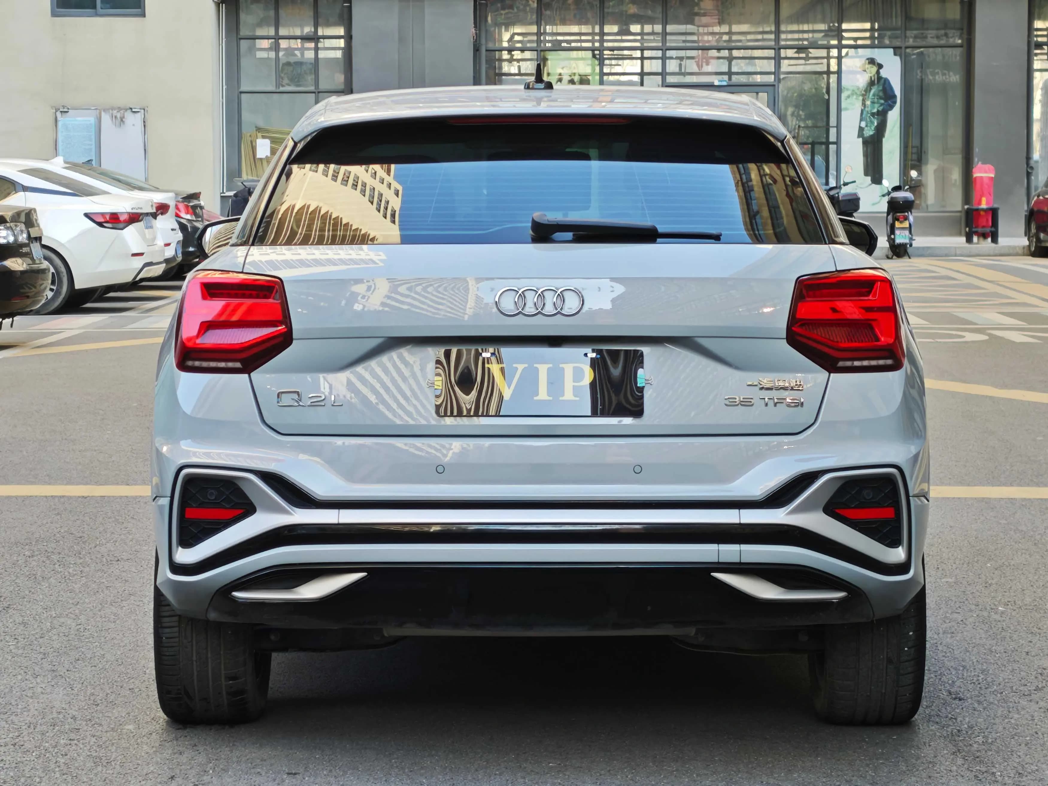 Audi Q2L 2024 г. 40140 км. — фото 5