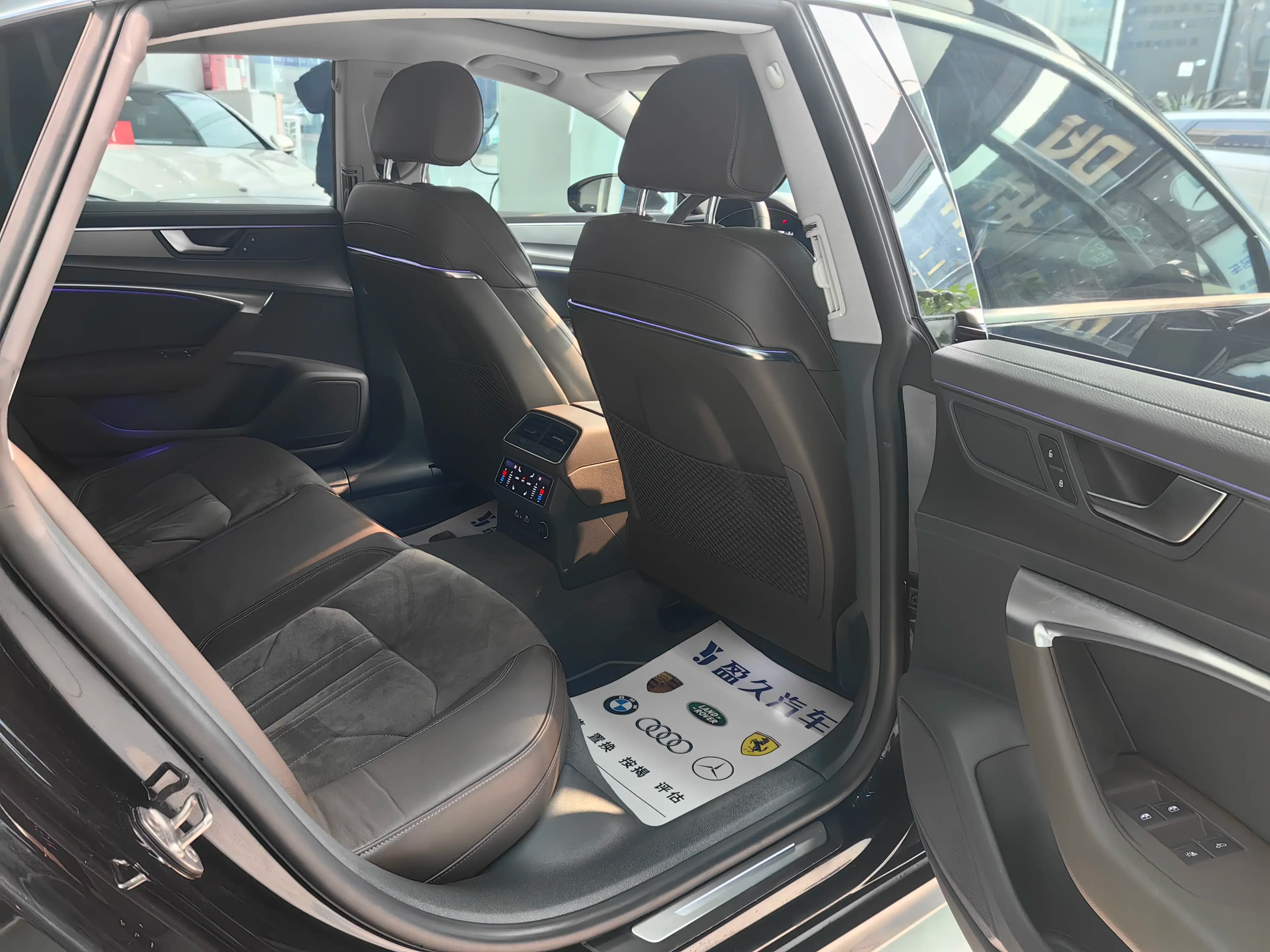 Audi A7L 2023 г. 68000 км. — фото 14