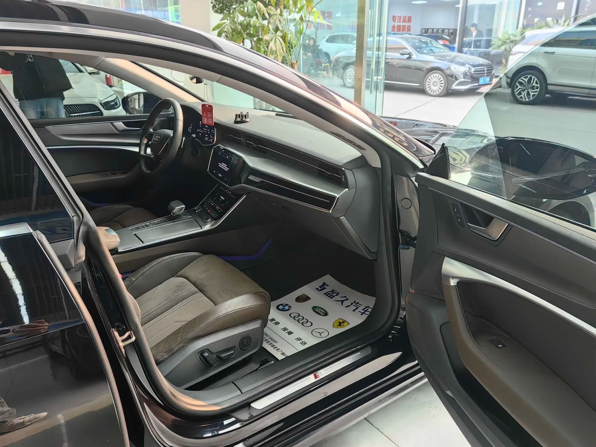 Audi A7L 2023 г. 68000 км. — фото 6