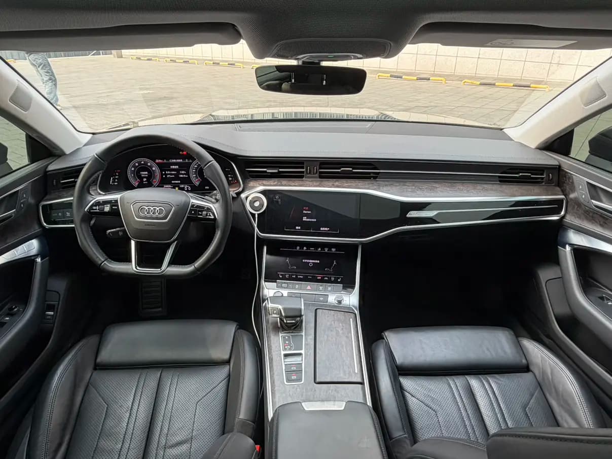 Audi A7 2021 г. 55073 км. — фото 7