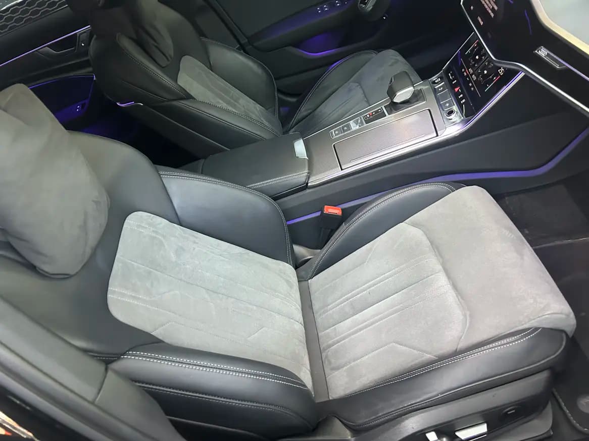Audi A6L 2025 г. 16125 км. — фото 11
