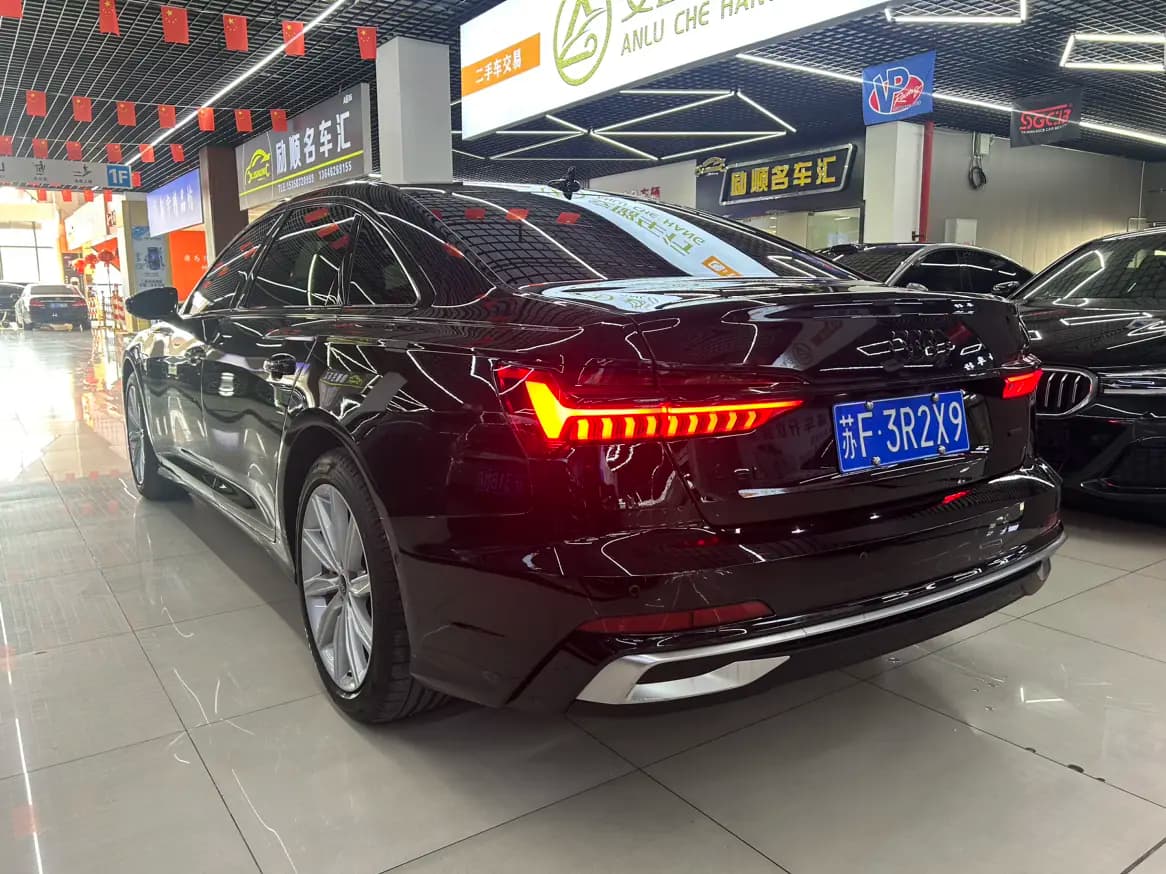 Audi A6L 2025 г. 16125 км. — фото 3