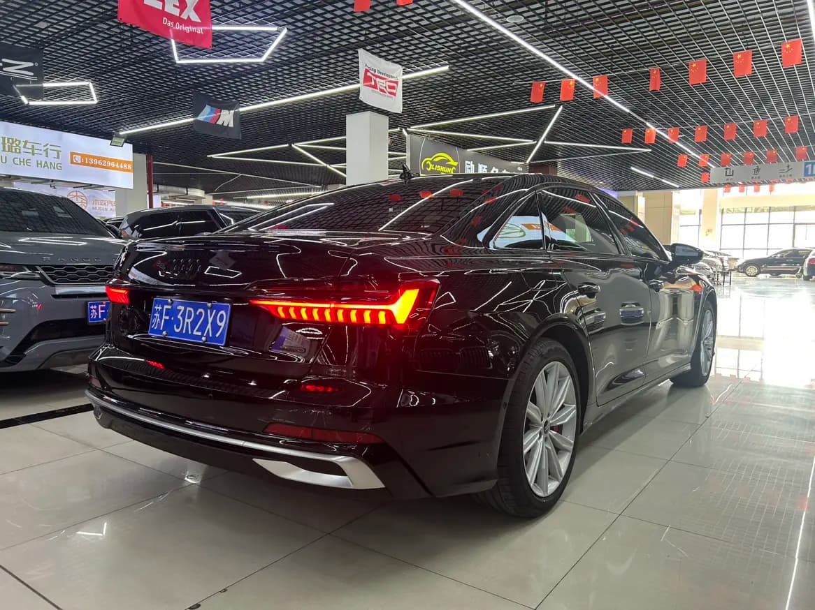 Audi A6L 2025 г. 16125 км. — фото 5