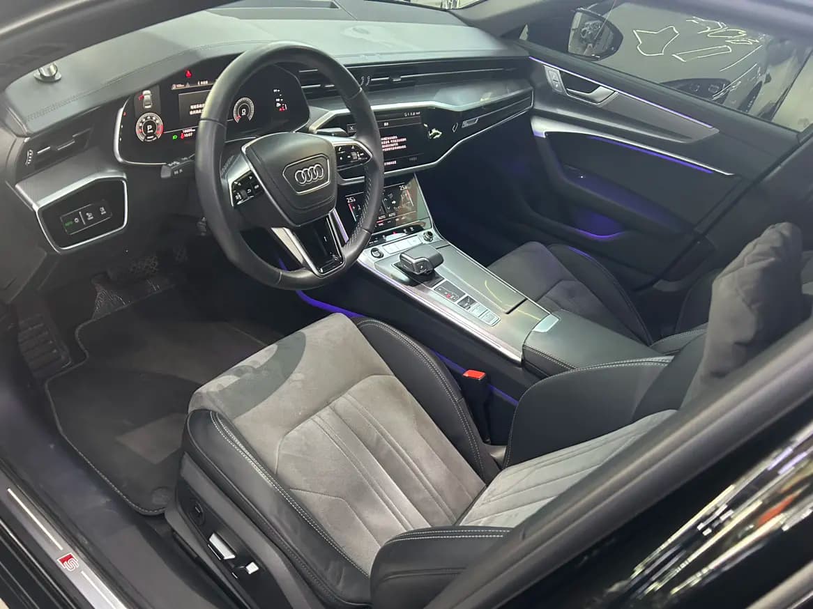 Audi A6L 2025 г. 16125 км. — фото 8