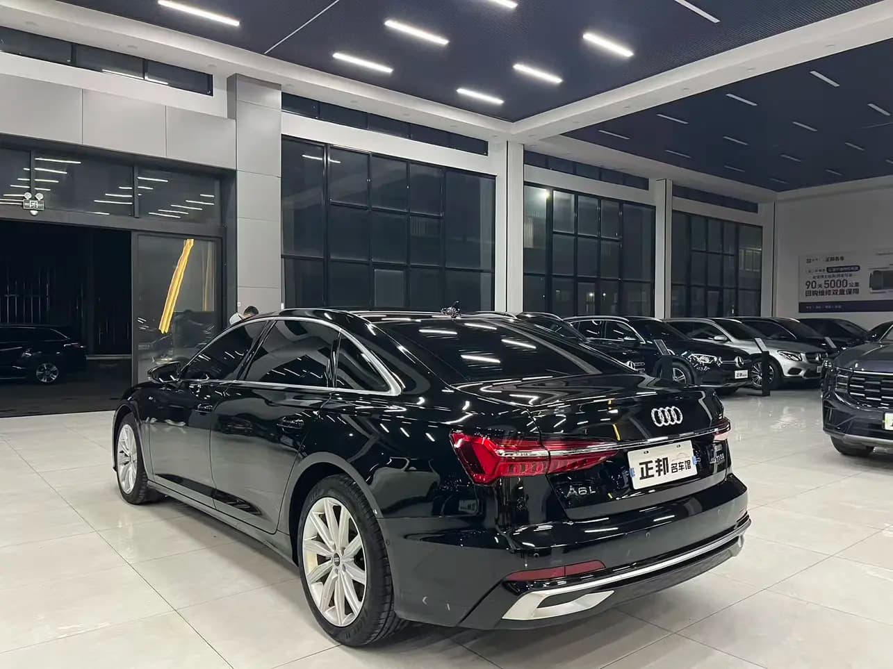 Audi A6L 2024 г. 12127 км. — фото 3