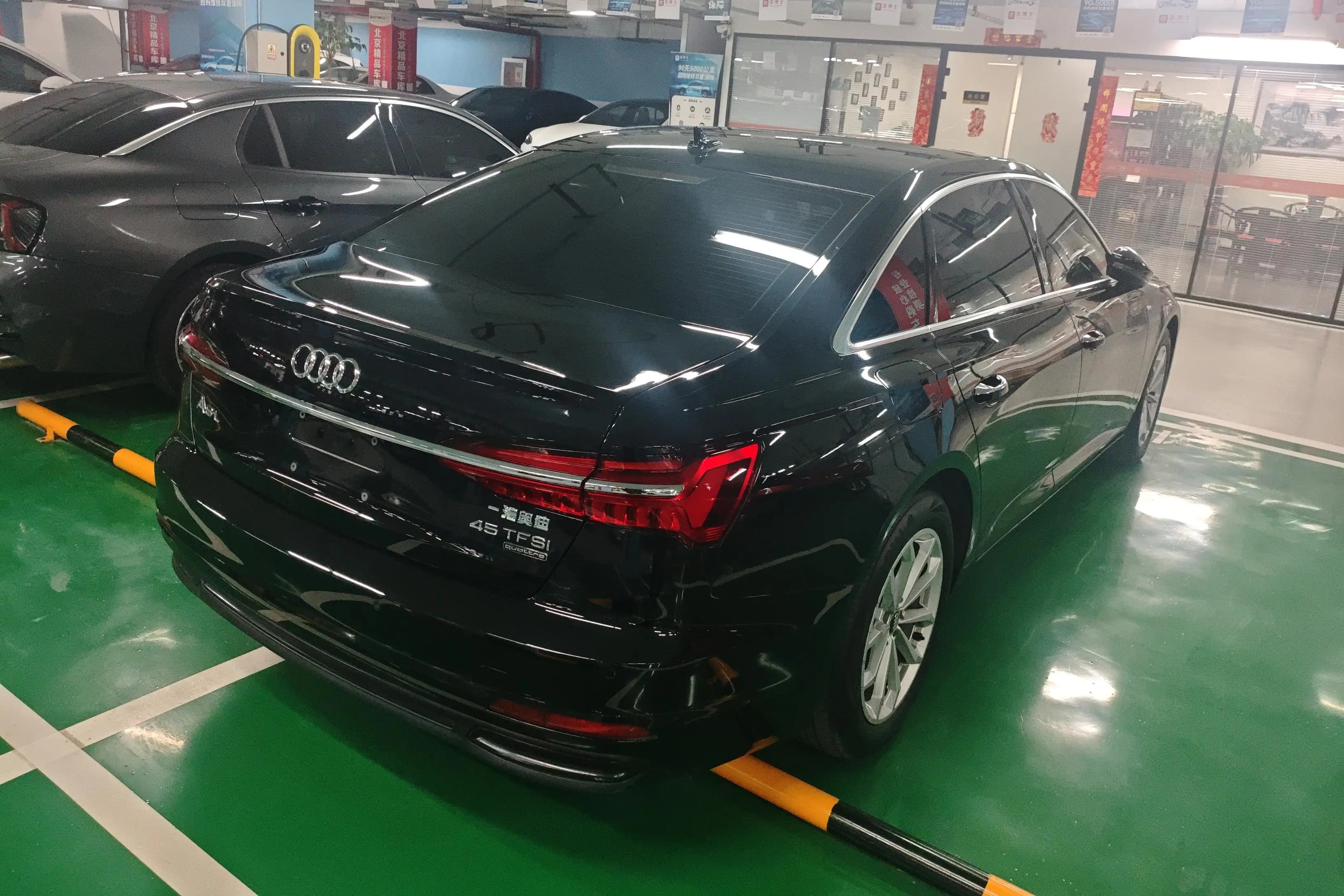 Audi A6L 2021 г. 64396 км. — фото 3
